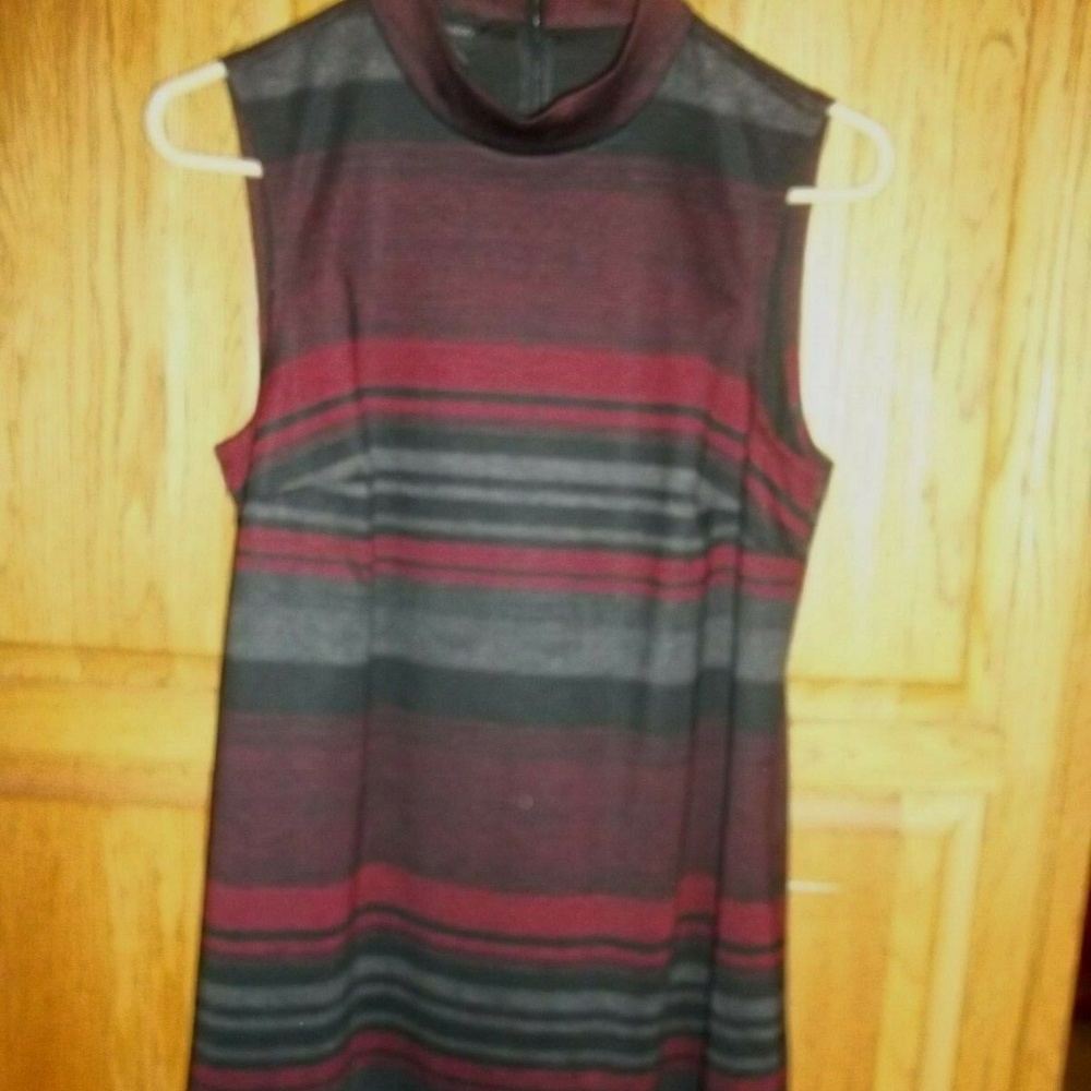 DRESS BY AB STUDIO IN A SIZE M bust 37" + free 🎁